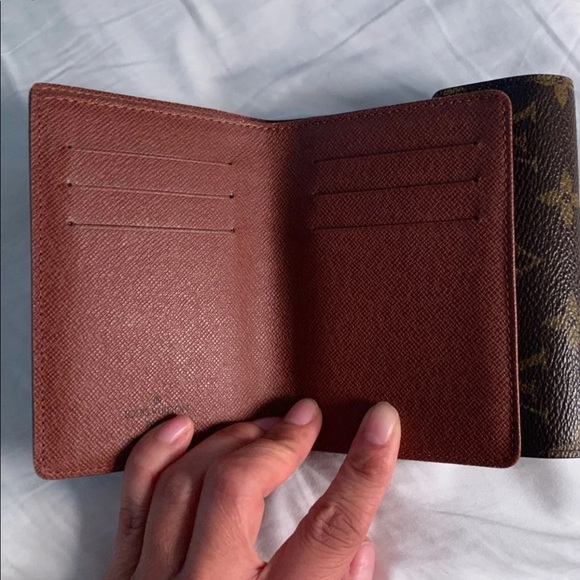 Louis Vuitton LV Koala wallet - Picture 4 of 9